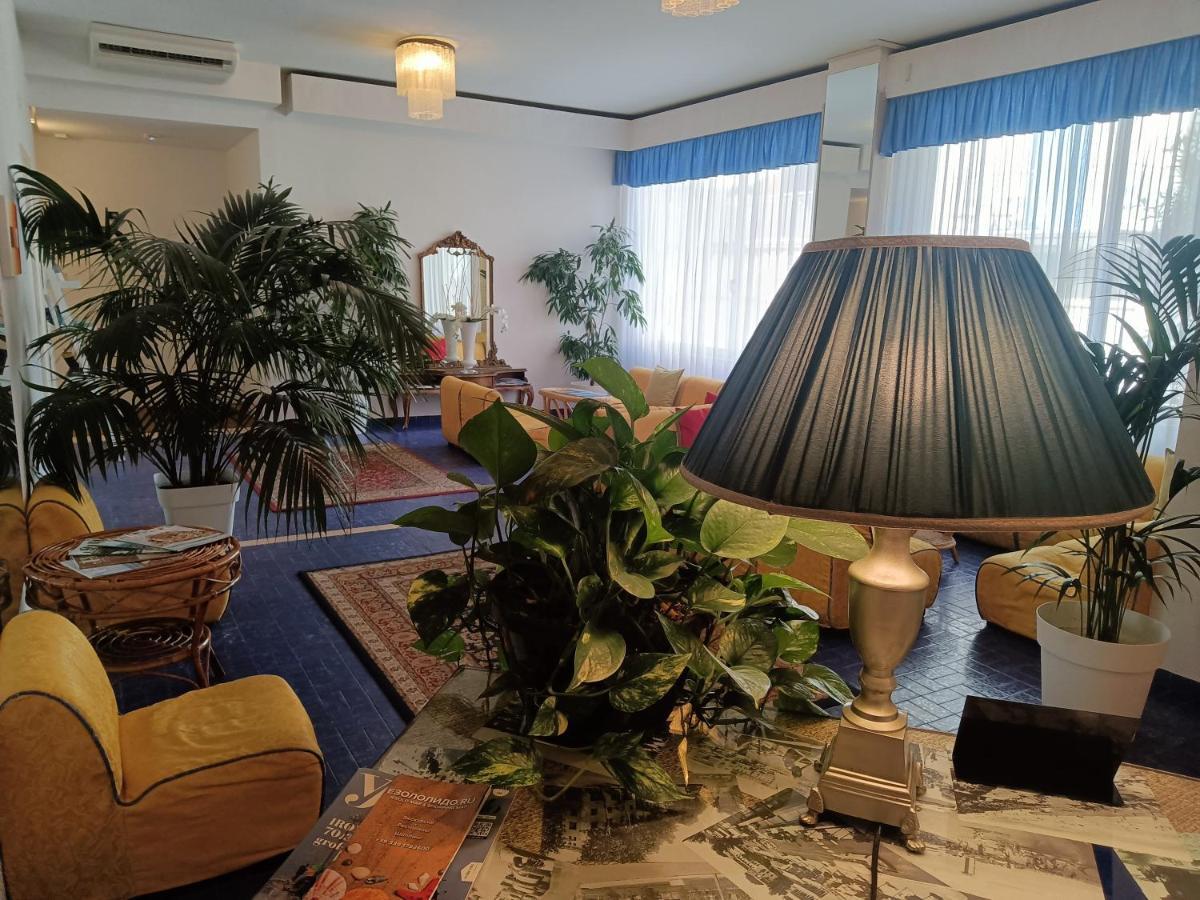 Hotel Arizona 利多迪迪耶索洛 外观 照片